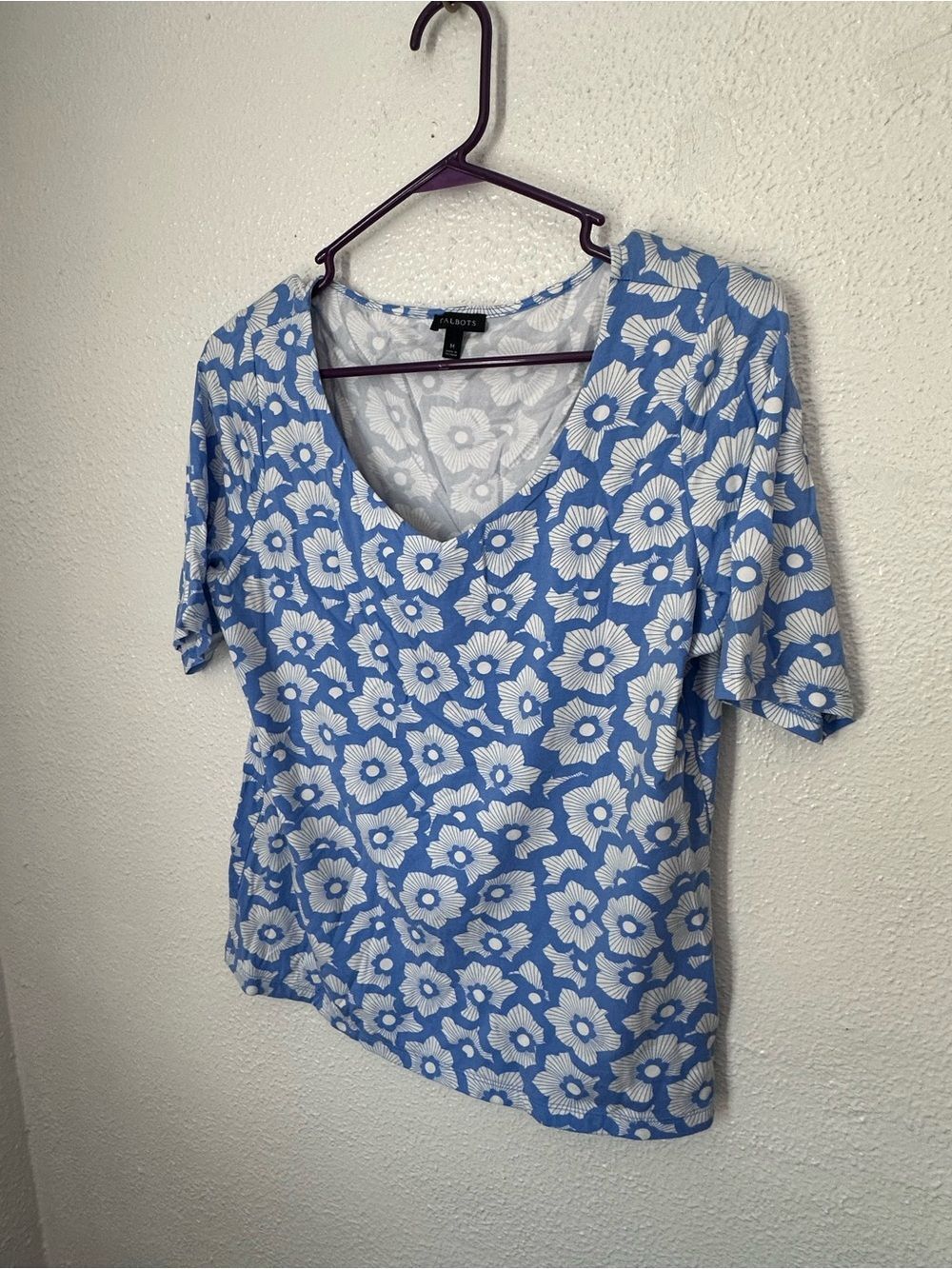 Talbots Medium Short Sleeve Top Floral Baby Blue White Lyocell Spandex Light